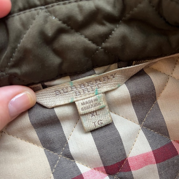 Burberry Olive Quilted Jacket - Picture 8 of 10